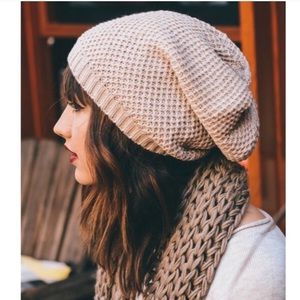 LAST 1!🎉HOST PICK 12/1🎊Mocha Slouchy Beanie